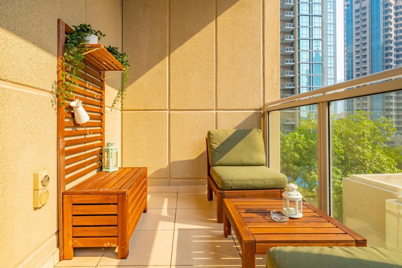 Stylish Apartment With Partial Burj Khalifa View Dubaï Extérieur photo